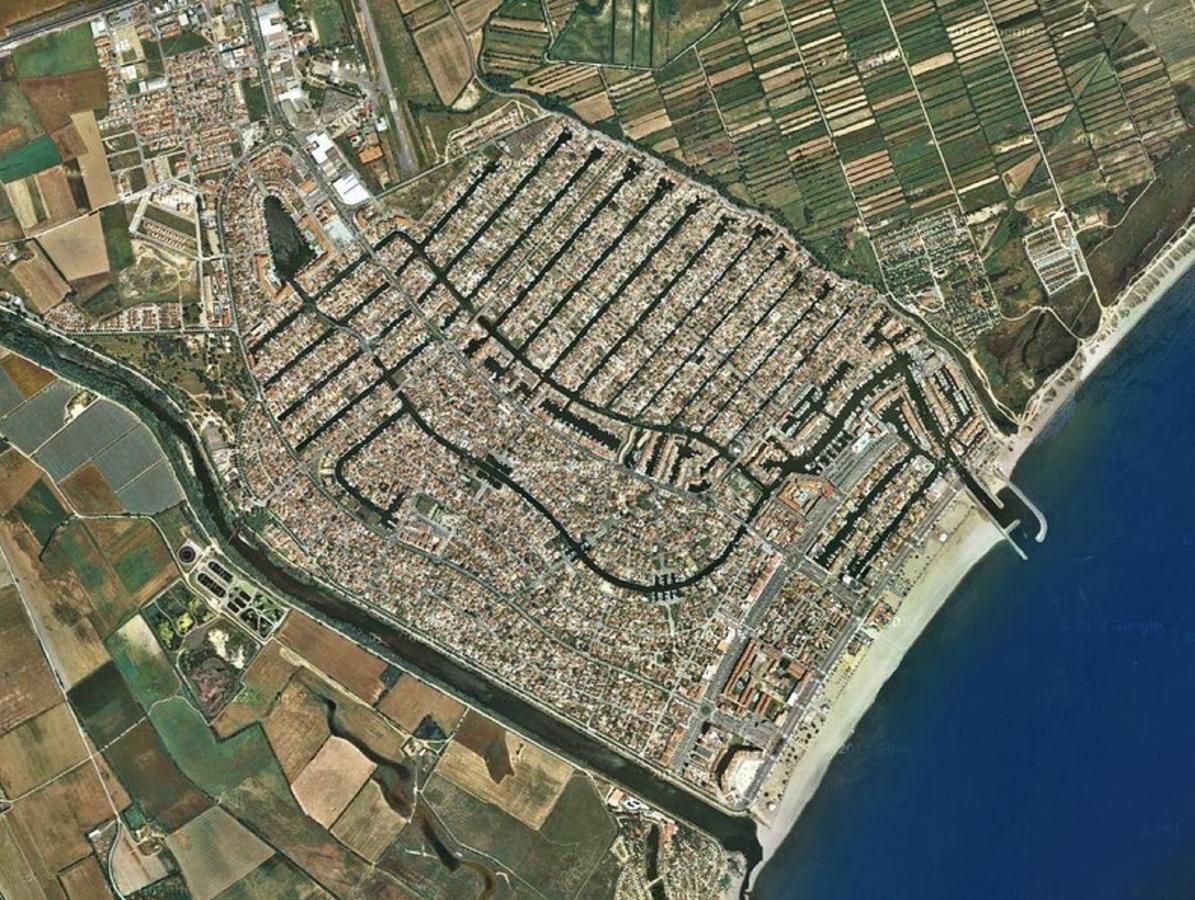 Goldhome - Sylvia - Vistas Espectaculares Al Mar Empuriabrava Dış mekan fotoğraf